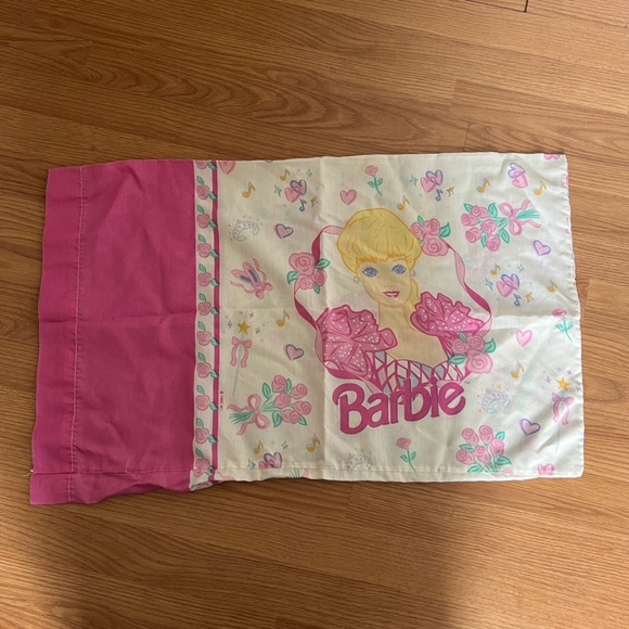Barbie Pink and Cream Floral Doll Pillowcase - Picture 3 of 4
